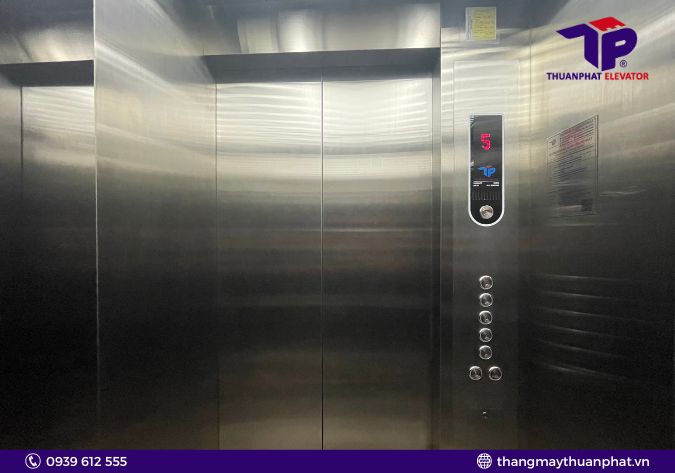 Sử dụng thang máy đúng cách và an toàn
