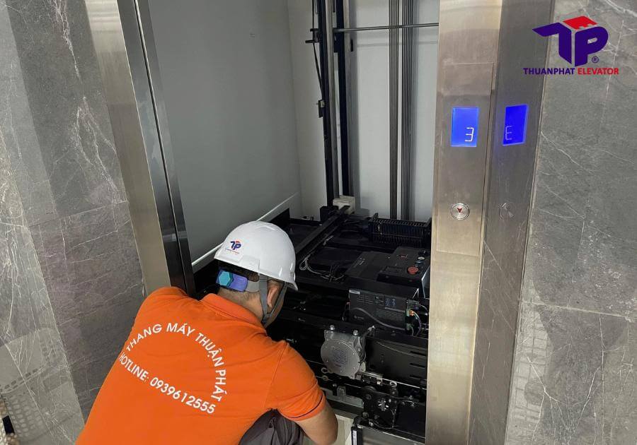 Bảo dưỡng thang máy gia đình: Bao lâu cần thực hiện? 1 Chi phí bảo dưỡng thang máy gia đình