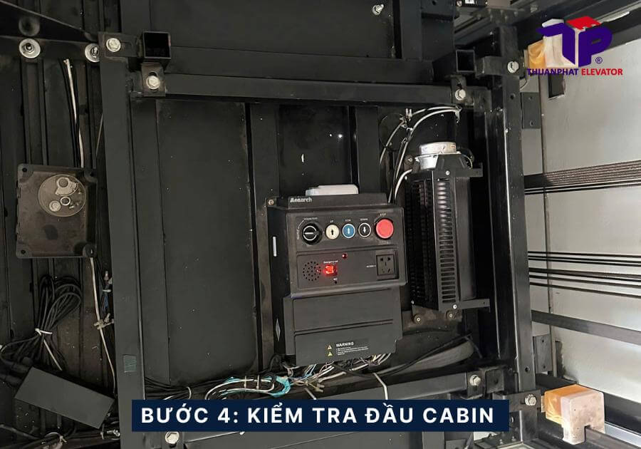 Bảo dưỡng thang máy gia đình: Bao lâu cần thực hiện? 5 Kiểm tra đầu cabin