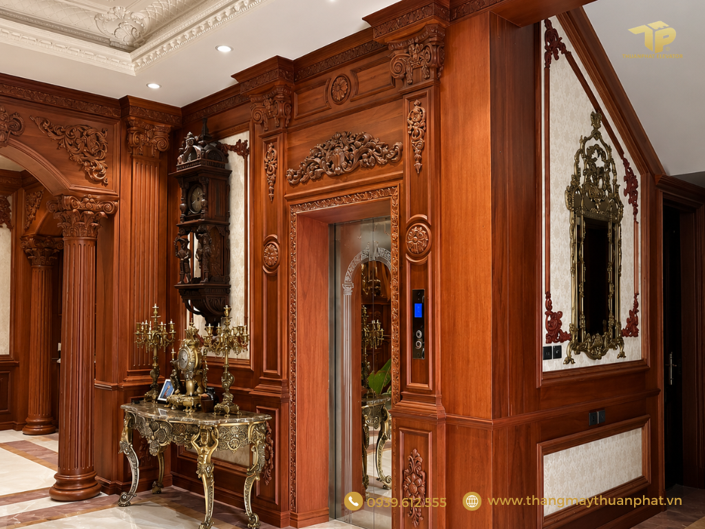Mẫu thang máy gia đình ốp gỗ